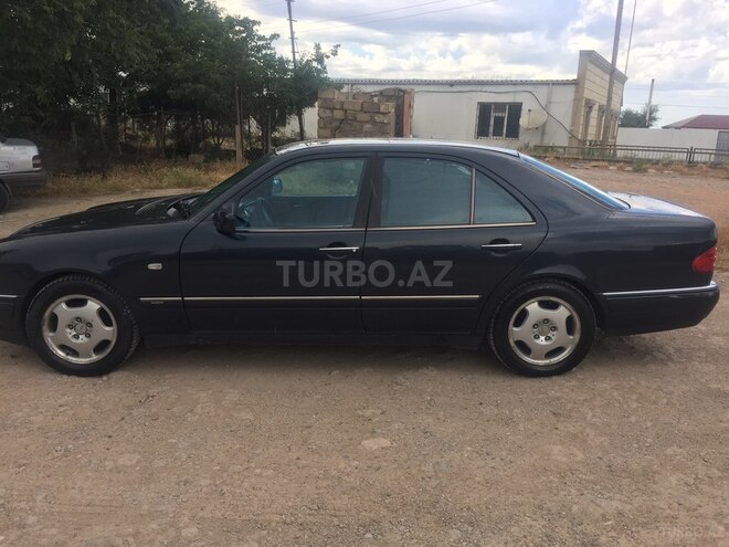 Mercedes E 230 1997, 335,000 km - 2.3 l - Bakı