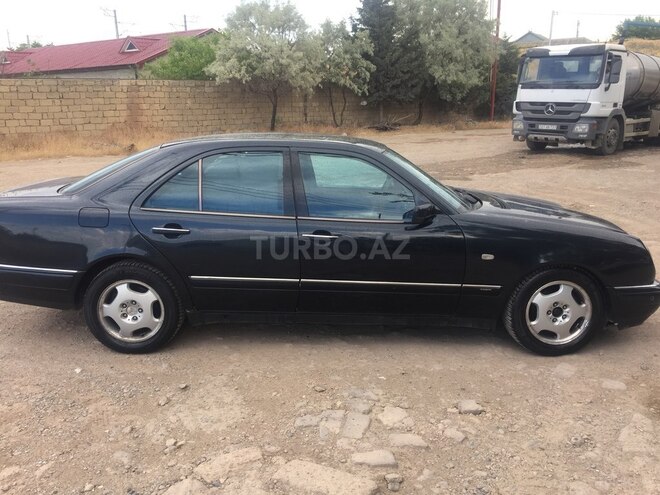 Mercedes E 230 1997, 335,000 km - 2.3 l - Bakı