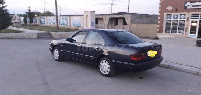 Mercedes E 300 1997, 327,856 km - 3.0 л - Xaçmaz