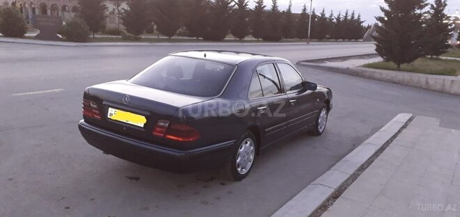 Mercedes E 300 1997, 327,856 km - 3.0 л - Xaçmaz
