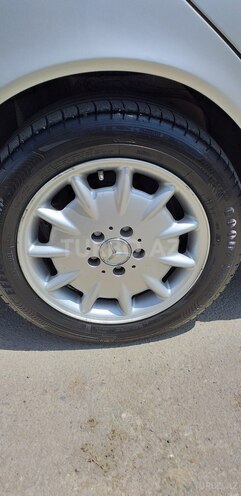 Mercedes E 240 2000, 276,000 km - 2.6 л - Bakı