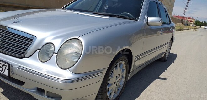 Mercedes E 240 2000, 276,000 km - 2.6 л - Bakı