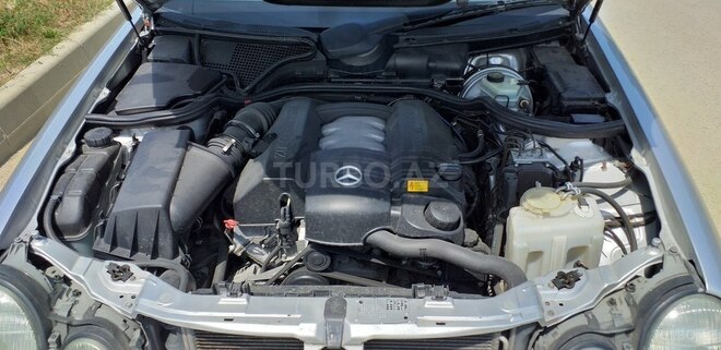 Mercedes E 240 2000, 276,000 km - 2.6 л - Bakı