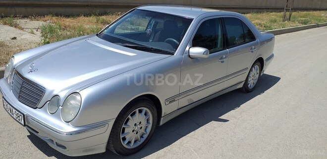 Mercedes E 240 2000, 276,000 km - 2.6 л - Bakı