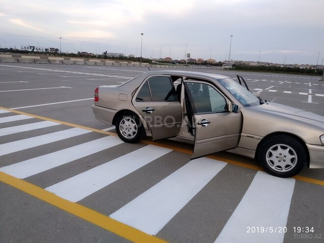Mercedes C 180 1996, 345,000 km - 1.8 l - Bakı