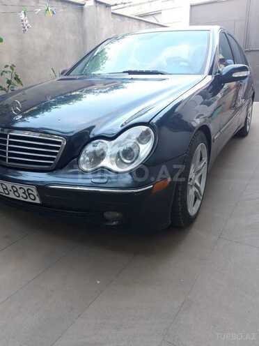 Mercedes C 180 2003, 261,000 km - 1.8 l - Bakı