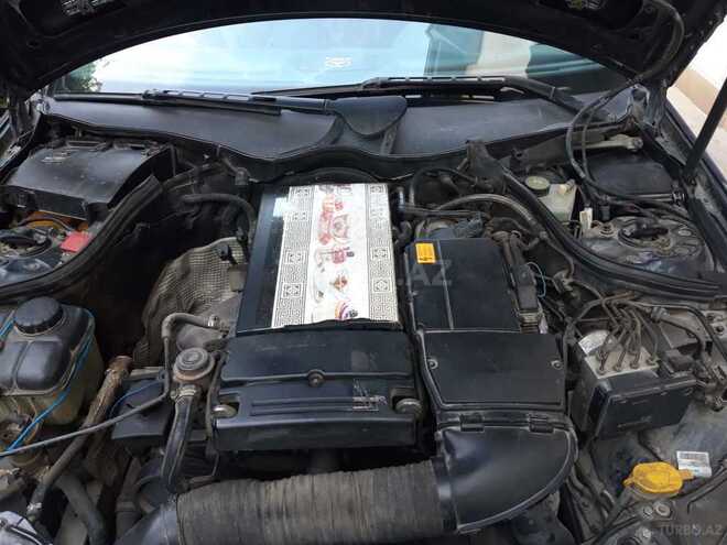 Mercedes C 180 2003, 261,000 km - 1.8 l - Bakı