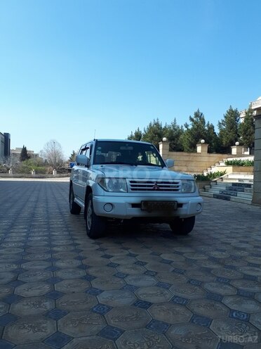 Mitsubishi Pajero io 2000, 186,000 km - 2.0 l - Gəncə