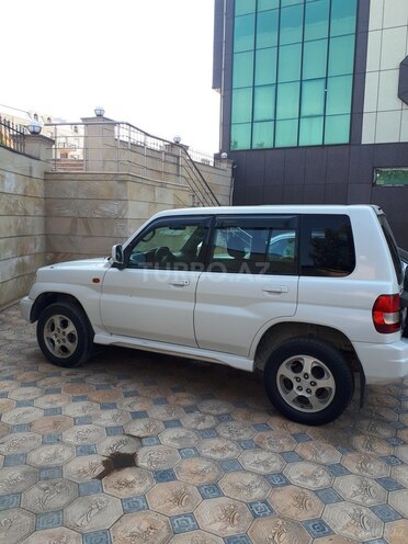 Mitsubishi Pajero io 2000, 186,000 km - 2.0 l - Gəncə