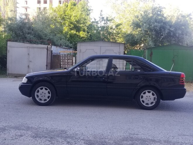 Mercedes C 180 1995, 285,600 km - 1.8 l - Bakı