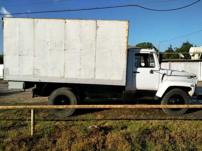 GAZ 3309-352 2006, 165,312 km - 2.3 l - Salyan