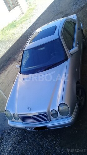 Mercedes E 240 1996, 461,000 km - 2.4 l - Bakı