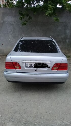Mercedes E 240 1996, 461,000 km - 2.4 l - Bakı