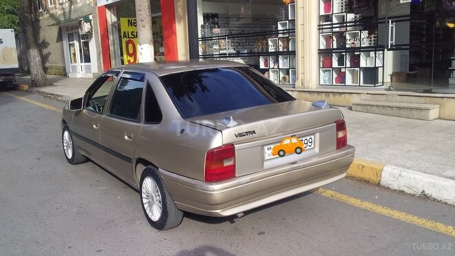 Opel Vectra 1994, 343,209 km - 2.0 л - Zaqatala