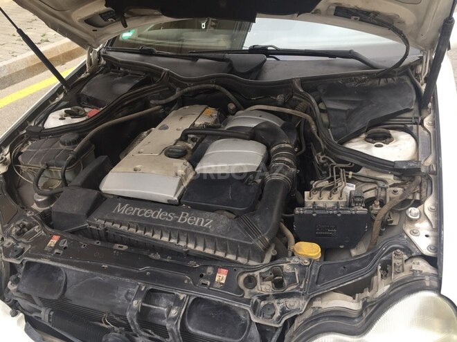 Mercedes C 180 2001, 237,000 km - 2.0 l - Bakı