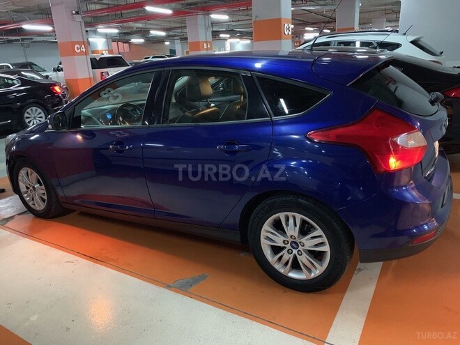 Ford Focus 2014, 90,000 km - 1.6 л - Bakı