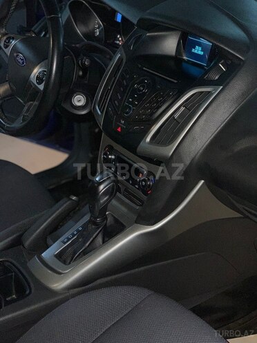 Ford Focus 2014, 90,000 km - 1.6 л - Bakı