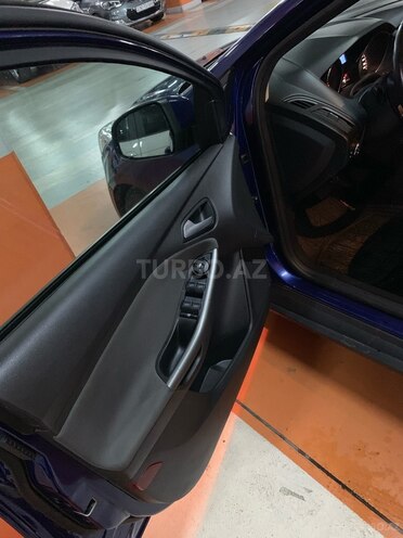 Ford Focus 2014, 90,000 km - 1.6 л - Bakı