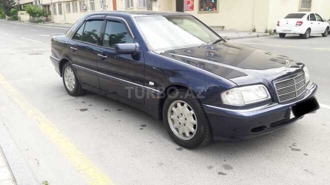 Mercedes C 220 1998, 260,000 km - 2.2 l - Bakı