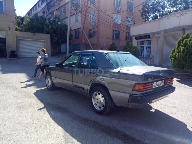 Mercedes 190 1990, 394,270 km - 2.0 l - Xırdalan