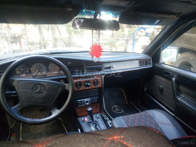 Mercedes 190 1990, 394,270 km - 2.0 l - Xırdalan