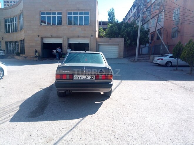 Mercedes 190 1990, 394,270 km - 2.0 l - Xırdalan