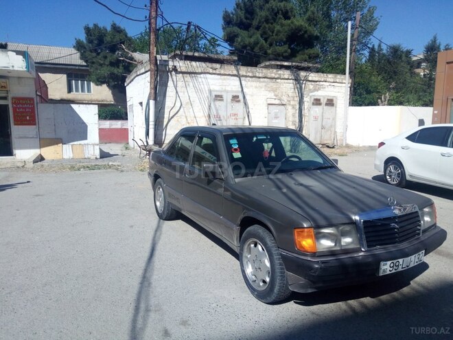 Mercedes 190 1990, 394,270 km - 2.0 l - Xırdalan