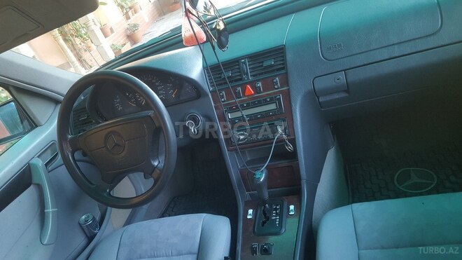 Mercedes C 180 1997, 435,520 km - 1.8 l - Bakı