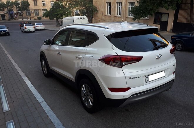 Hyundai Tucson 2016, 60,100 km - 1.7 l - Bakı
