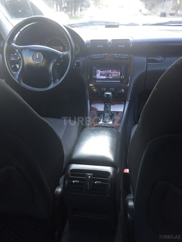 Mercedes C 240 2000, 230,000 km - 2.6 l - Bakı