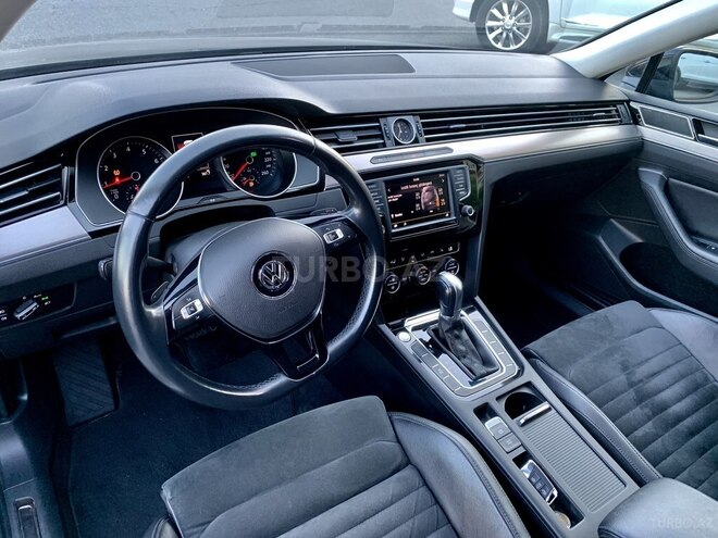 Volkswagen Passat 2015, 44,800 km - 1.8 l - Bakı