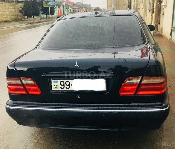 Mercedes E 240 2000, 149,000 km - 2.4 l - Bakı