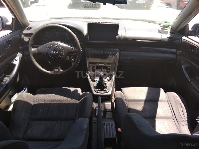 Audi A4 1995, 387,600 km - 1.8 l - Sumqayıt