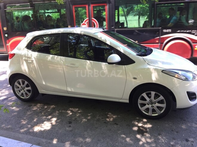 Mazda 2 2014, 82,500 km - 1.5 l - Bakı