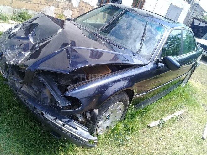 BMW 735 1999, 250,000 km - 3.5 l - Şirvan