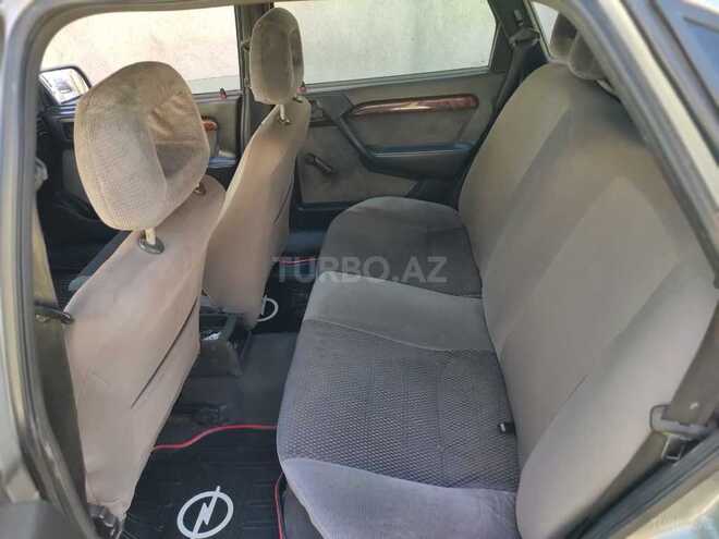 Opel Vectra 1995, 32,560 km - 2.0 l - Bakı
