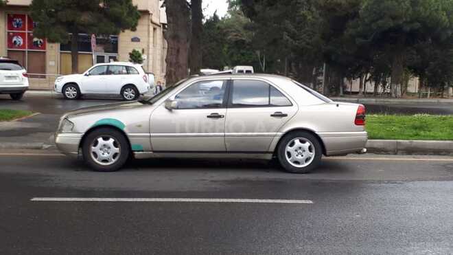 Mercedes C 180 1994, 325,635 km - 1.8 l - Bakı