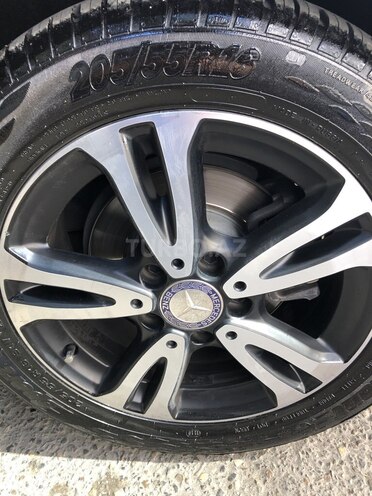 Mercedes B 180 2013, 111,000 km - 1.7 l - Bakı