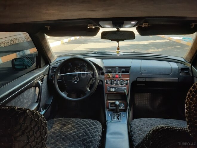 Mercedes C 180 1996, 389,564 km - 1.8 l - Zaqatala