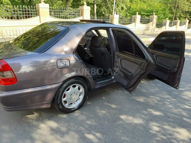 Mercedes C 180 1996, 389,564 km - 1.8 l - Zaqatala
