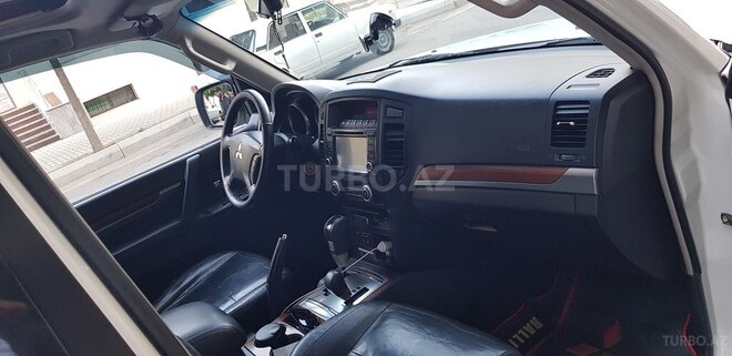 Mitsubishi Pajero 2007, 199,000 km - 3.0 l - Bakı