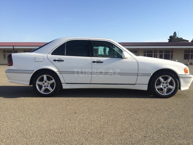 Mercedes C 230 1997, 287,207 km - 2.3 л - Göyçay