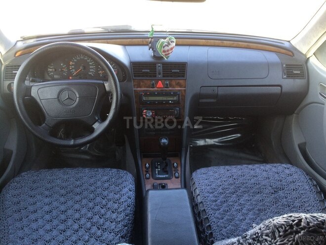 Mercedes C 230 1997, 287,207 km - 2.3 л - Göyçay