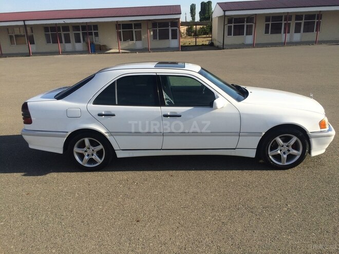 Mercedes C 230 1997, 287,207 km - 2.3 л - Göyçay