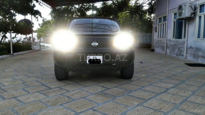 Nissan X-Trail 2002, 179,000 km - 2.0 l - Salyan