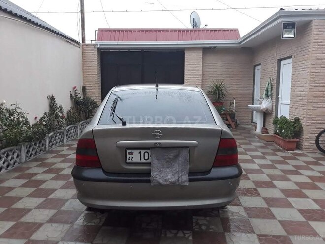 Opel Vectra 1996, 303,101 km - 2.0 l - Bakı