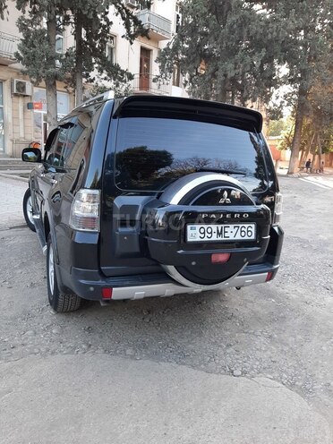 Mitsubishi Pajero 2007, 200,000 km - 3.0 l - Gəncə