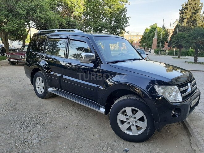 Mitsubishi Pajero 2007, 200,000 km - 3.0 l - Gəncə