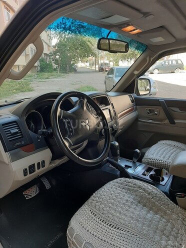 Mitsubishi Pajero 2007, 200,000 km - 3.0 l - Gəncə