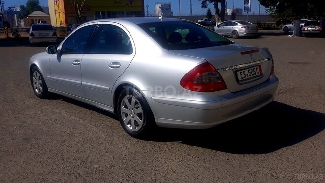 Mercedes E 220 2007, 187,000 km - 2.2 l - Bakı